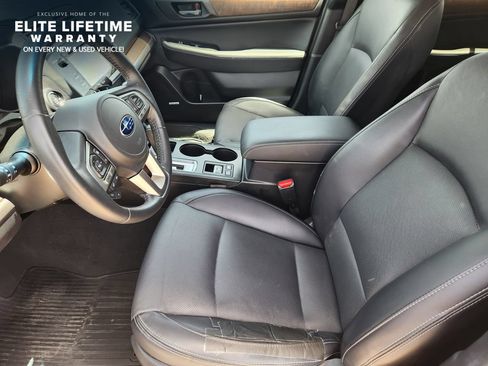 Used 2017 Subaru Outback 3.6R Limited AWD/4WD image 12