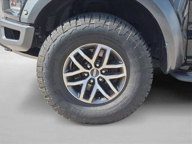 Used 2018 Ford F150 Raptor w/ Equipment Group 802A Luxury AWD/4WD image 14