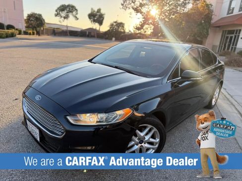 Used 2015 Ford Fusion SE FWD image 25