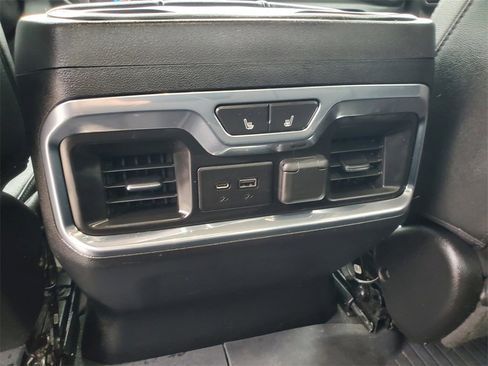 Used 2020 GMC Sierra 2500 SLT w/ SLT Premium Plus Package image 33