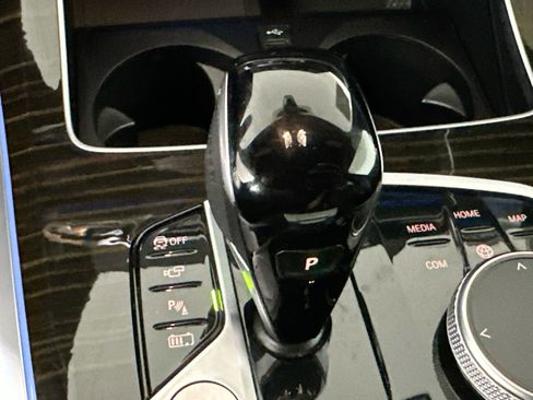 Used 2023 BMW X5 xDrive45e image 21