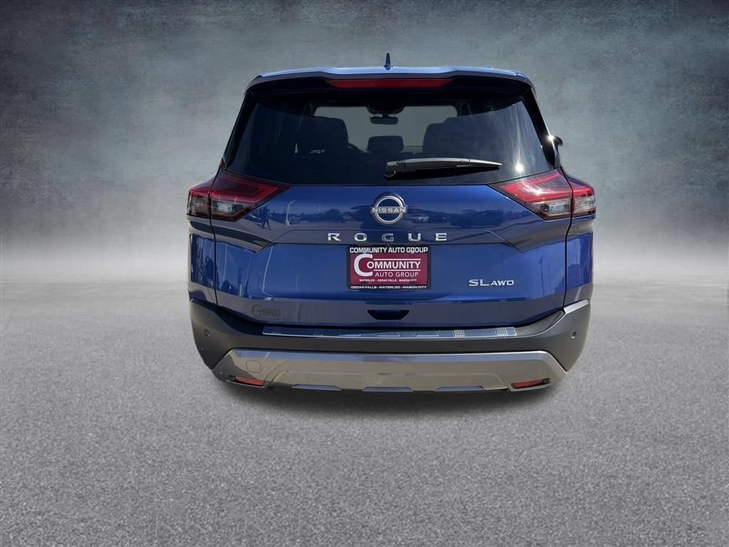 Used 2023 Nissan Rogue SL AWD/4WD image 4