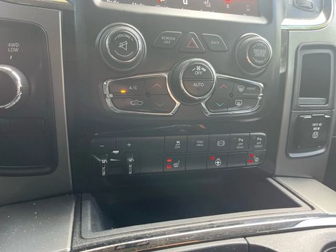 Used 2018 RAM 2500 Big Horn w/ Sport Appearance Group image 22