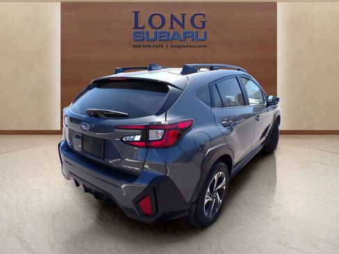Used 2024 Subaru Crosstrek 2.0i Premium AWD/4WD image 11
