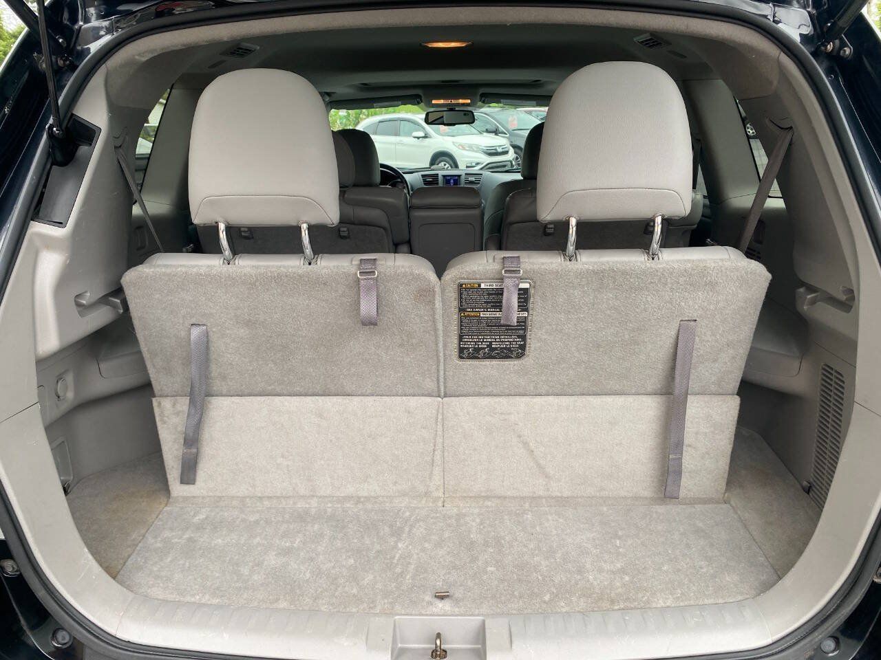 Used 2013 Toyota Highlander SE AWD/4WD image 27