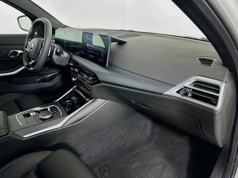 Used 2025 BMW 330i Sedan w/ Convenience Package image 30