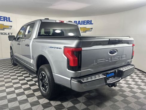 Used 2023 Ford F150 Lightning XLT AWD/4WD image 3
