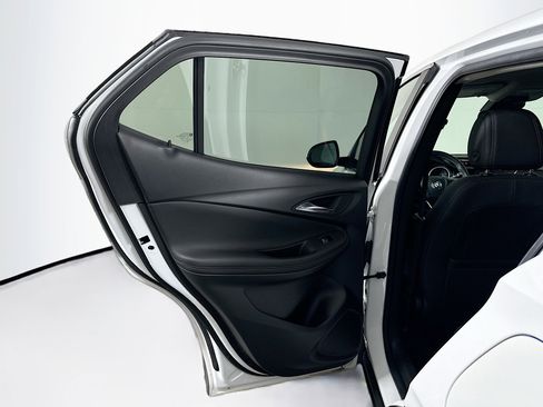 Used 2022 Buick Encore GX Preferred image 25