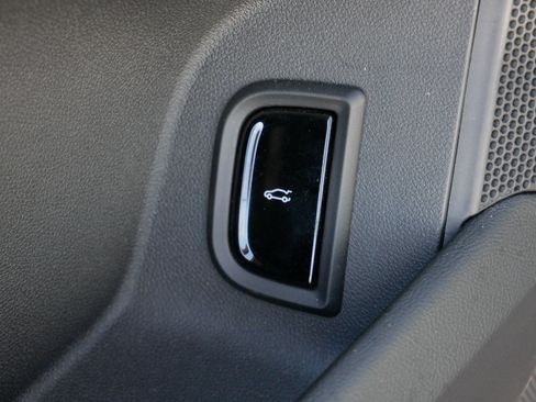 Certified 2024 Cadillac Lyriq Sport w/ LPO, Floor Liner Package AWD/4WD image 18