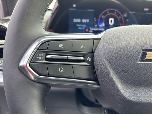 New 2026 Chevrolet Equinox LT w/ Convenience Package II FWD image 11