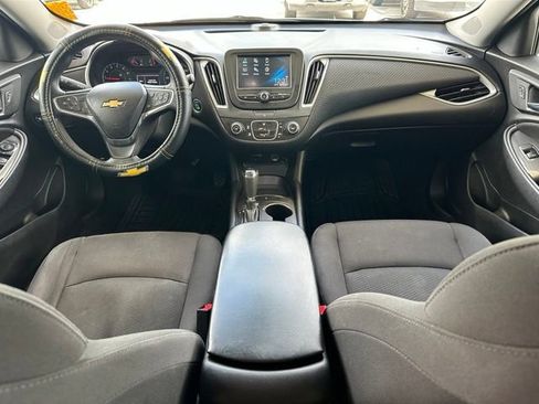 Used 2017 Chevrolet Malibu LS w/ LPO, Convenience Package 1 FWD image 11