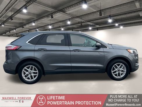 Used 2024 Ford Edge SEL image 17
