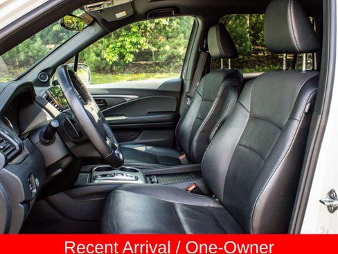 Used 2023 Honda Passport EX-L image 11