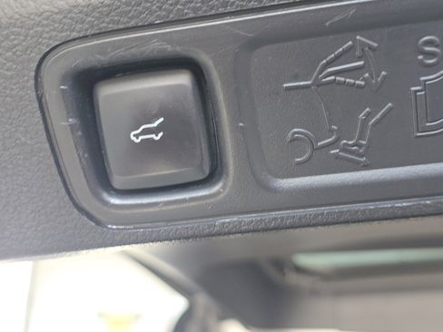 Used 2019 Lincoln Navigator Reserve image 29