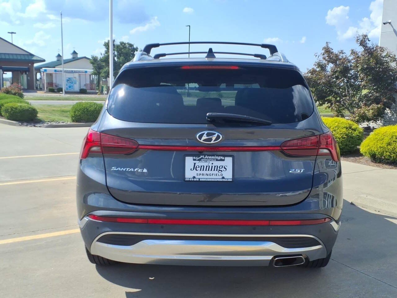 Used 2022 Hyundai Santa Fe Limited FWD image 4