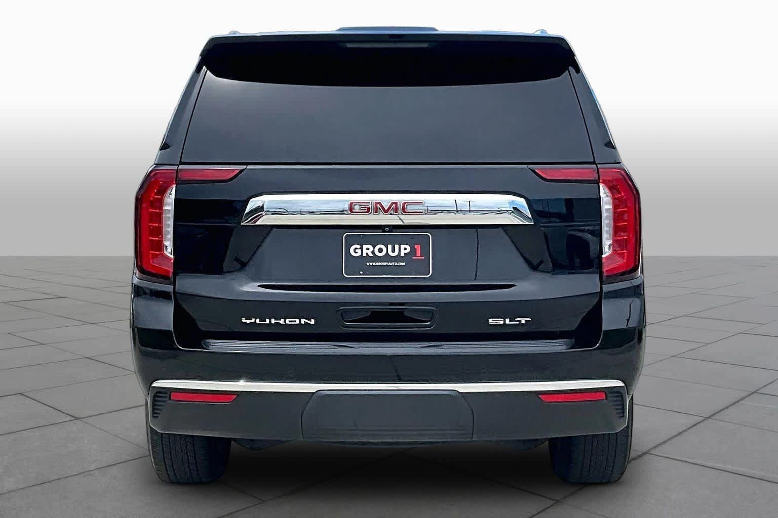 Used 2022 GMC Yukon SLT w/ SLT Premium Package RWD image 5