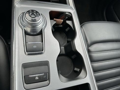 Used 2021 Ford Edge SEL w/ Convenience Package image 23