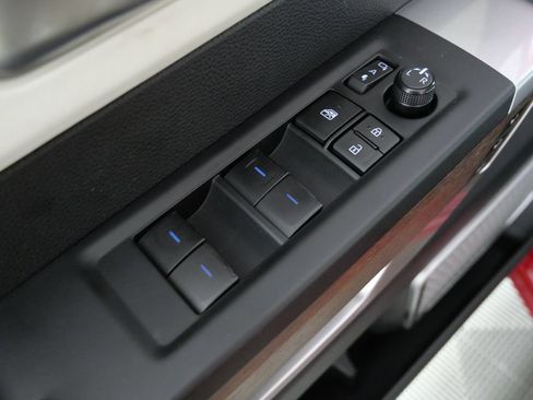 Used 2023 Toyota Sequoia Capstone AWD/4WD image 15