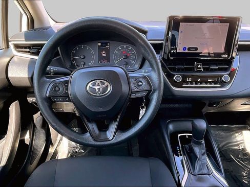 Used 2023 Toyota Corolla LE FWD image 5