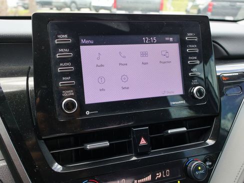 Used 2023 Toyota Camry SE w/ Convenience Package FWD image 5