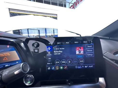 Used 2023 Chevrolet Corvette Stingray Convertible w/ Z51 Performance Package image 23