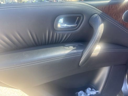 Used 2017 Nissan Armada SL image 13