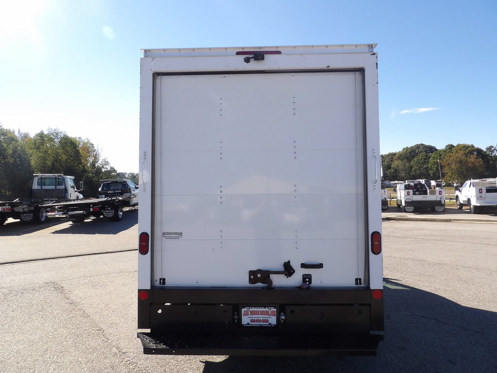 Used 2022 Ford Transit 350 DRW RWD image 6