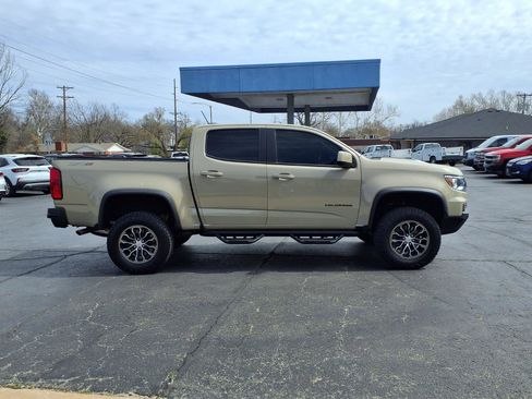 Used 2022 Chevrolet Colorado ZR2 image 2