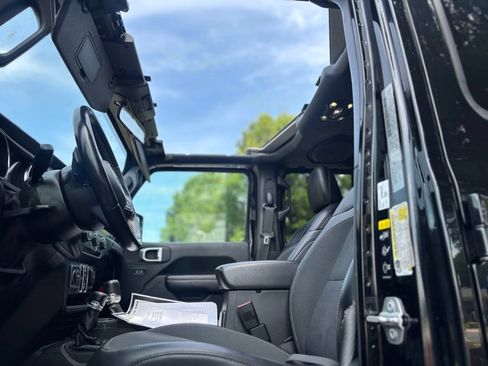 Used 2020 Jeep Wrangler Unlimited Sport AWD/4WD image 22