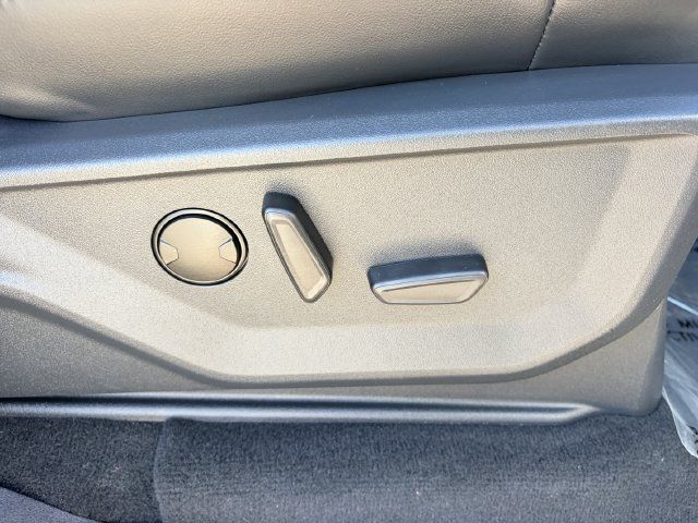 Used 2026 Ford Expedition Tremor AWD/4WD image 18