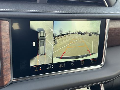 Used 2023 GMC Yukon Denali Ultimate w/ LPO, Floor Liner Package image 22