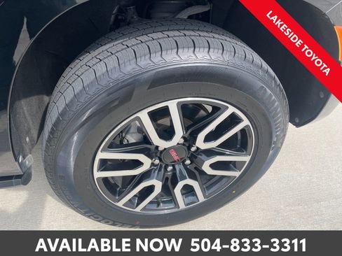 Used 2021 GMC Yukon AT4 w/ AT4 Premium Plus Package image 15