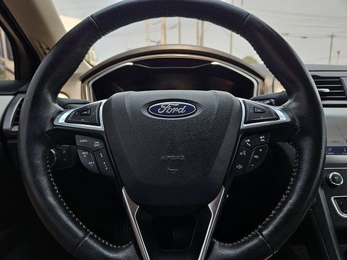 Used 2020 Ford Fusion SE w/ Equipment Group 151A FWD image 30