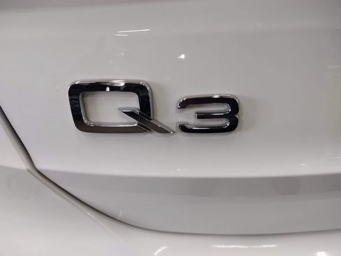Used 2023 Audi Q3 2.0T Premium AWD/4WD image 16