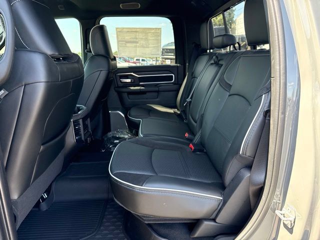 New 2026 RAM 2500 Laramie AWD/4WD image 20