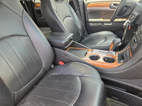 Used 2009 Buick Enclave CXL w/ Driver Confidence Package AWD/4WD image 9