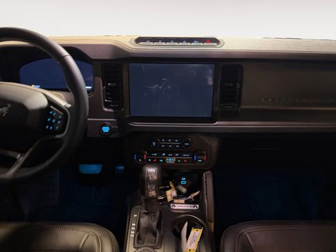 Certified 2025 Ford Bronco Badlands AWD/4WD image 11