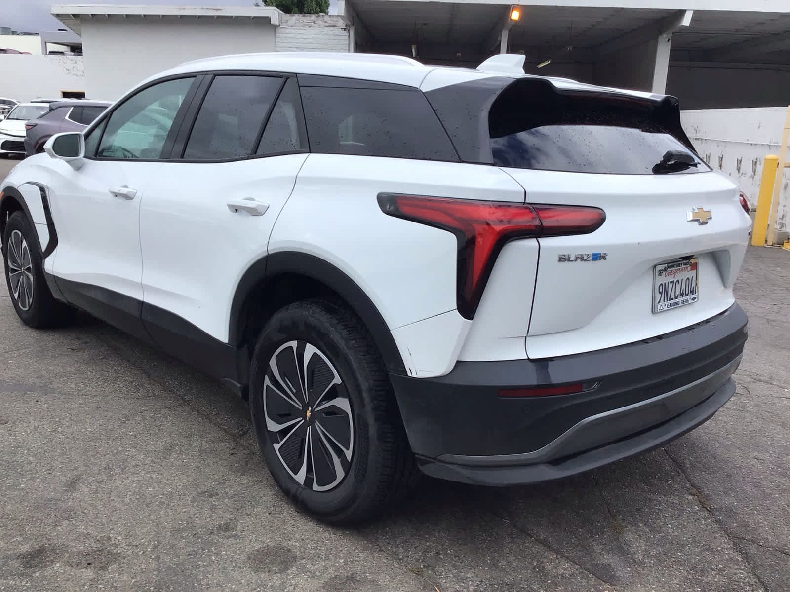 Used 2024 Chevrolet Blazer EV LT AWD/4WD image 3
