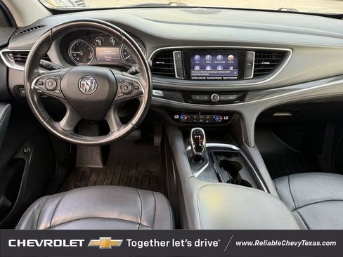Used 2020 Buick Enclave Essence FWD image 12