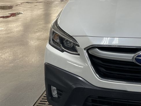 Used 2022 Subaru Outback Limited XT w/ Popular Package #2 image 5