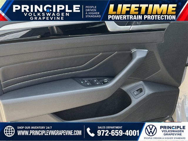 Used 2023 Volkswagen Arteon SE w/ Arteon MDO Package FWD image 10