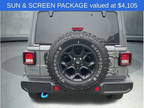 Used 2023 Jeep Wrangler Unlimited w/ Sun & Screen Package image 4