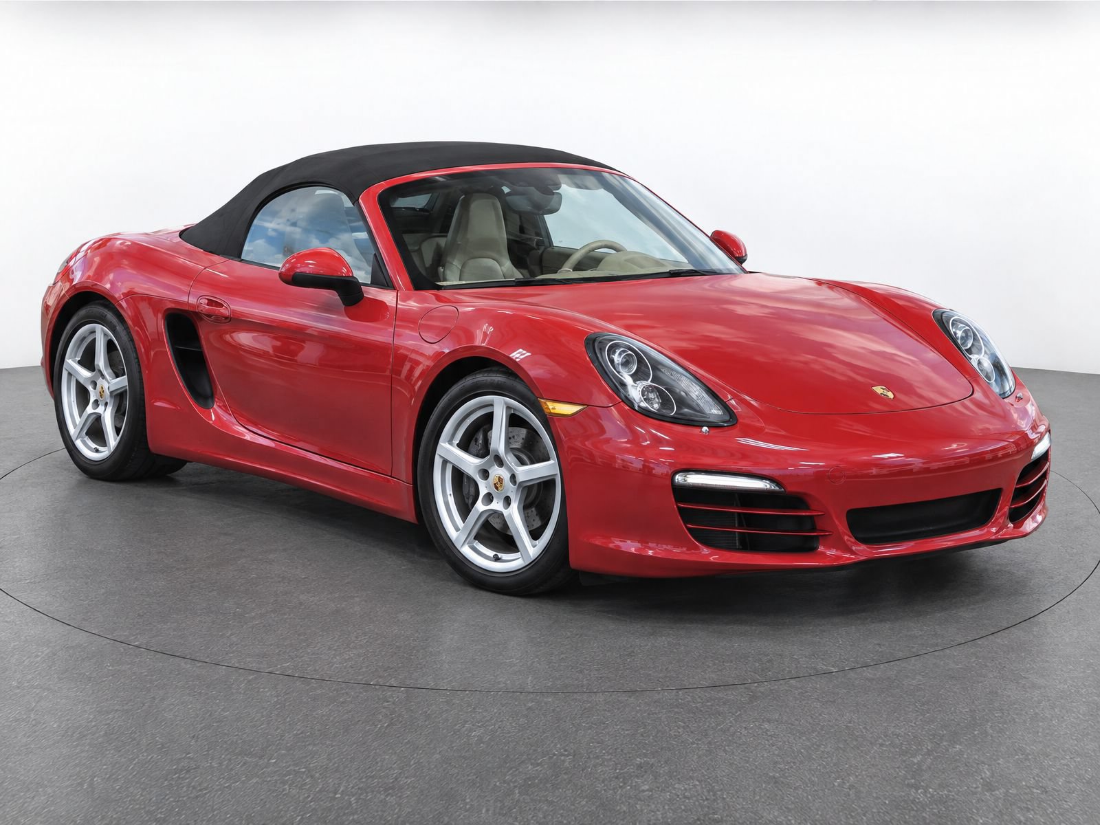 Used 2014 Porsche Boxster RWD image 2