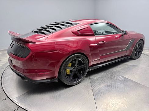 Used 2019 Ford Mustang Coupe RWD image 5