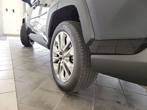 Used 2025 Toyota RAV4 Limited image 24