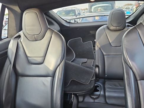 Used 2017 Tesla Model X 75D image 9