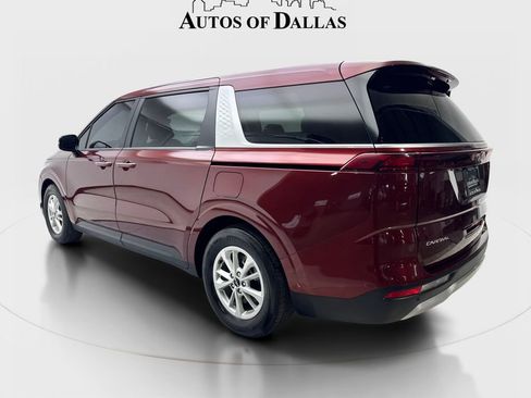 Used 2024 Kia Carnival LX FWD image 9
