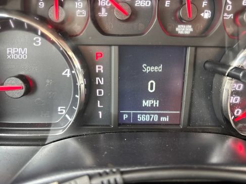 Used 2018 Chevrolet Silverado 3500 W/T w/ WT Convenience Package AWD/4WD image 34