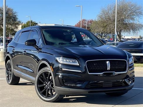 Used 2020 Lincoln Nautilus Reserve w/ Equipment Group 201A image 2