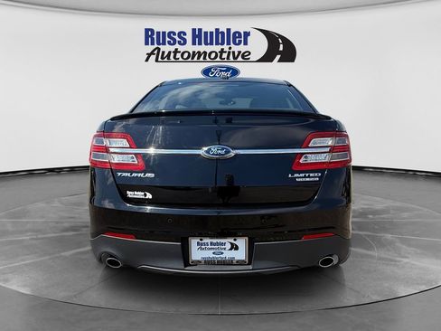 Used 2016 Ford Taurus Limited w/ Equipment Group 301A FWD image 4